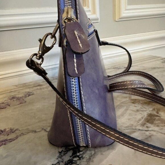 Lavender Purple Pratesi Leather Crossbody EUC. No Flaws. - Picture 6 of 6